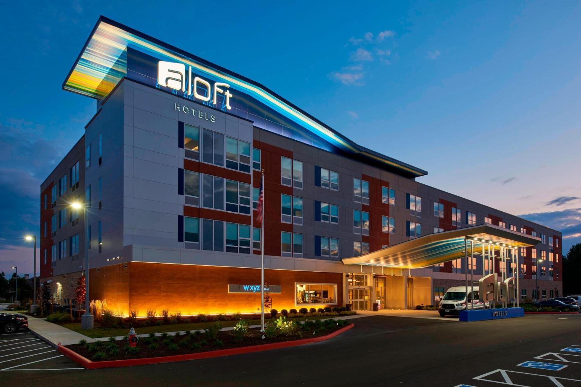 Hotel Aloft Cleveland Airport North Olmsted Exterior foto